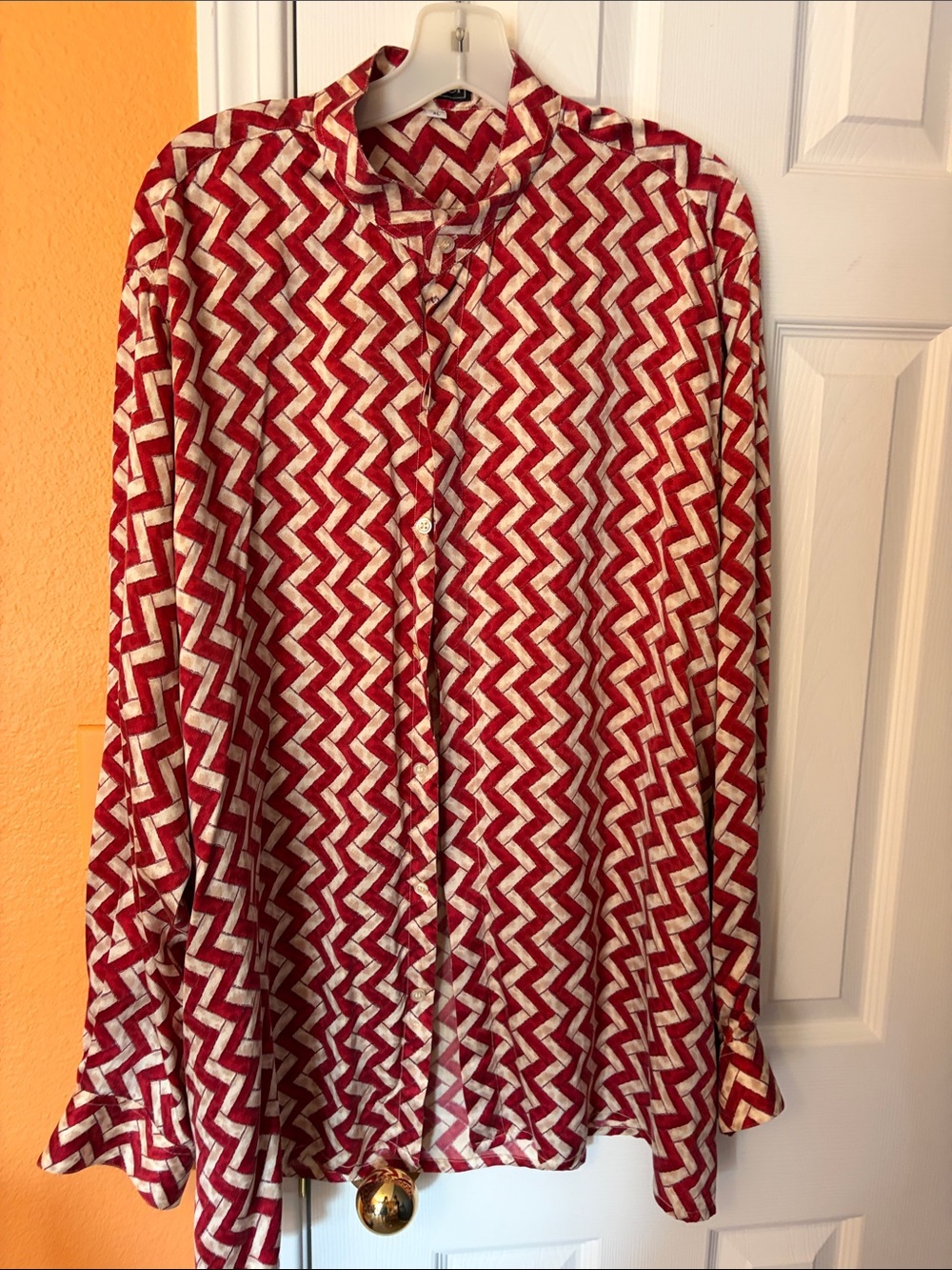 Red and White Zigzag Button-Up Silk shirt